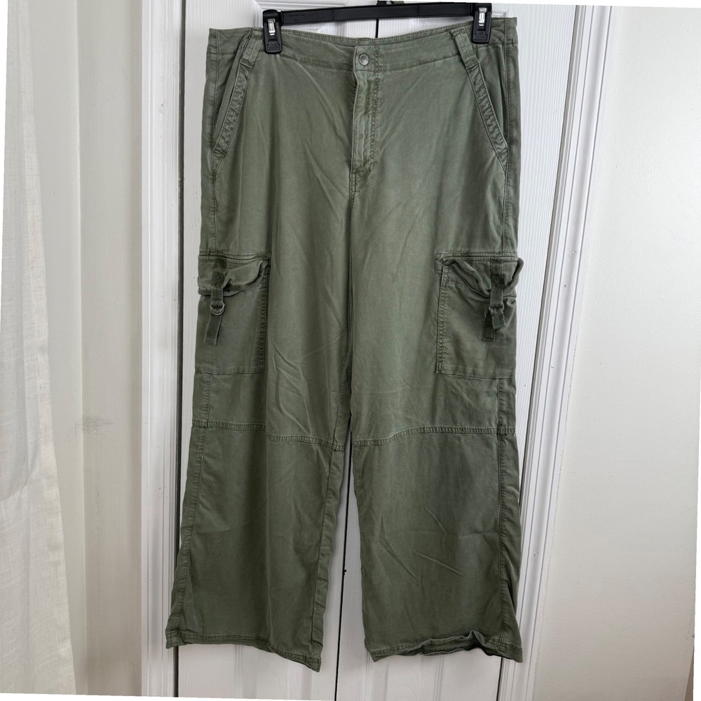 American Eagle Cargo Pants Size 16 Green‎ Super High Rise Baggy Wide Leg Y2K